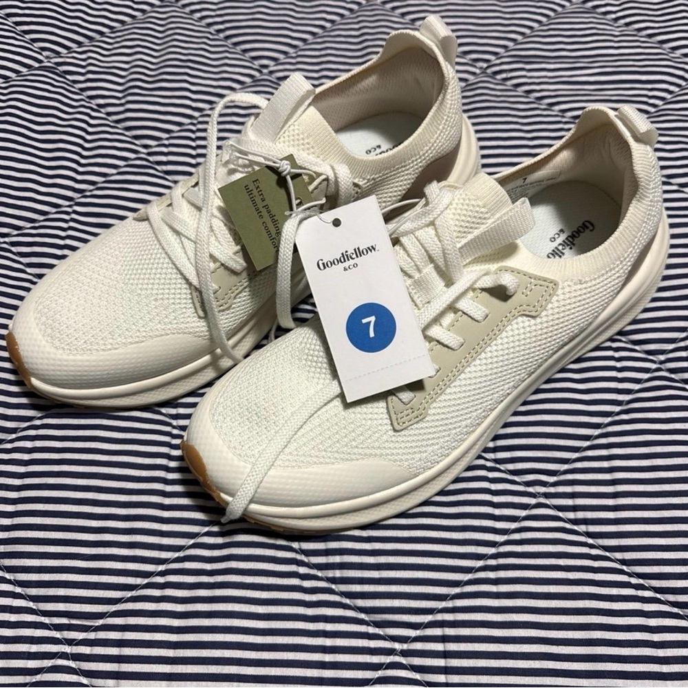 Goodfellow & Co Men’s Cream Lee Lace-Up Sneakers